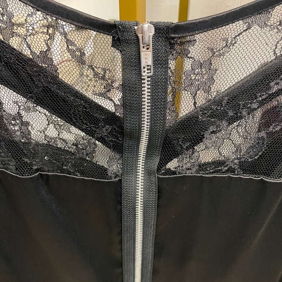 plus size little black dress - Picture 4 of 5